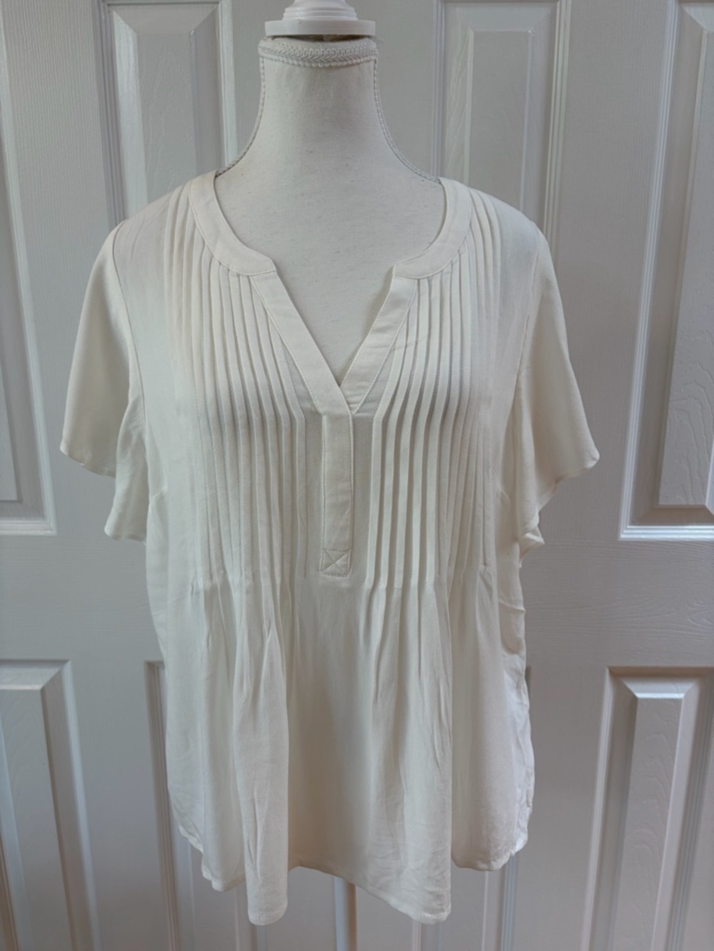 Liverpool White Flutter Sleeve Popover with Pin Tuck Size PL